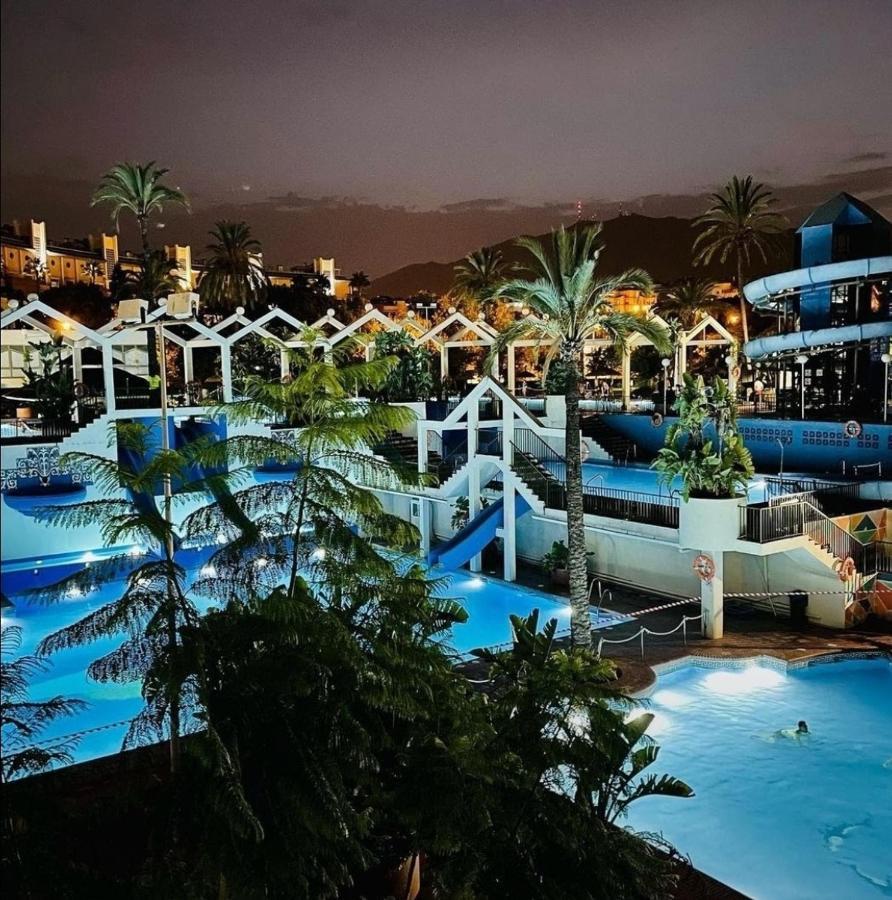 El Estudio De La Playa Benalbeach Holidays Paradise Benalmadena Exterior photo