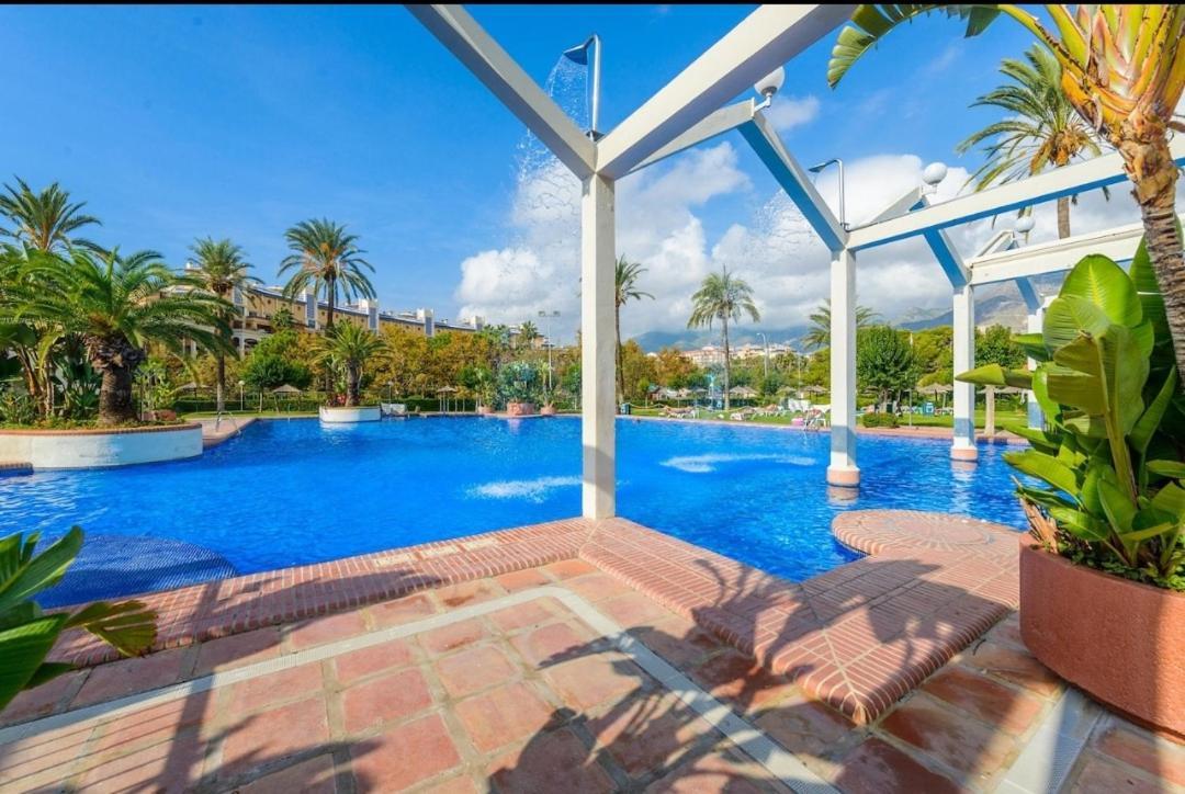 El Estudio De La Playa Benalbeach Holidays Paradise Benalmadena Exterior photo